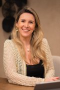ANNE FORTE DE AMO CARVALHO DE ARAÚJO